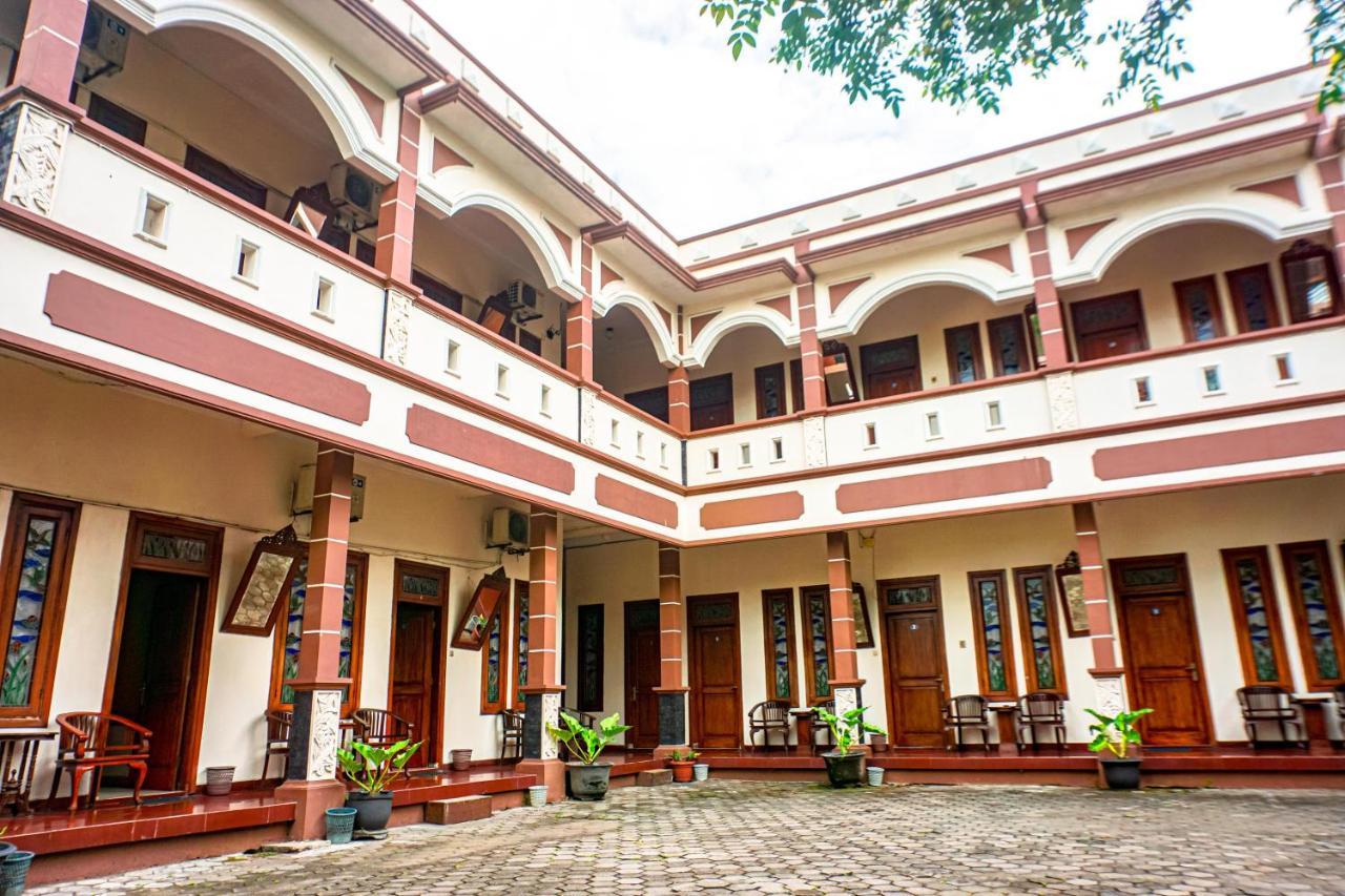 Hotel Laweyan Solo Ngoại thất bức ảnh