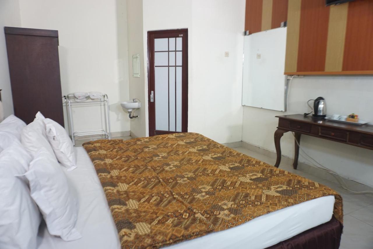 Hotel Laweyan Solo Ngoại thất bức ảnh