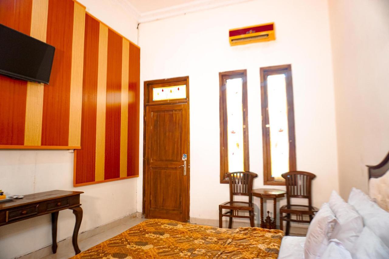 Hotel Laweyan Solo Ngoại thất bức ảnh